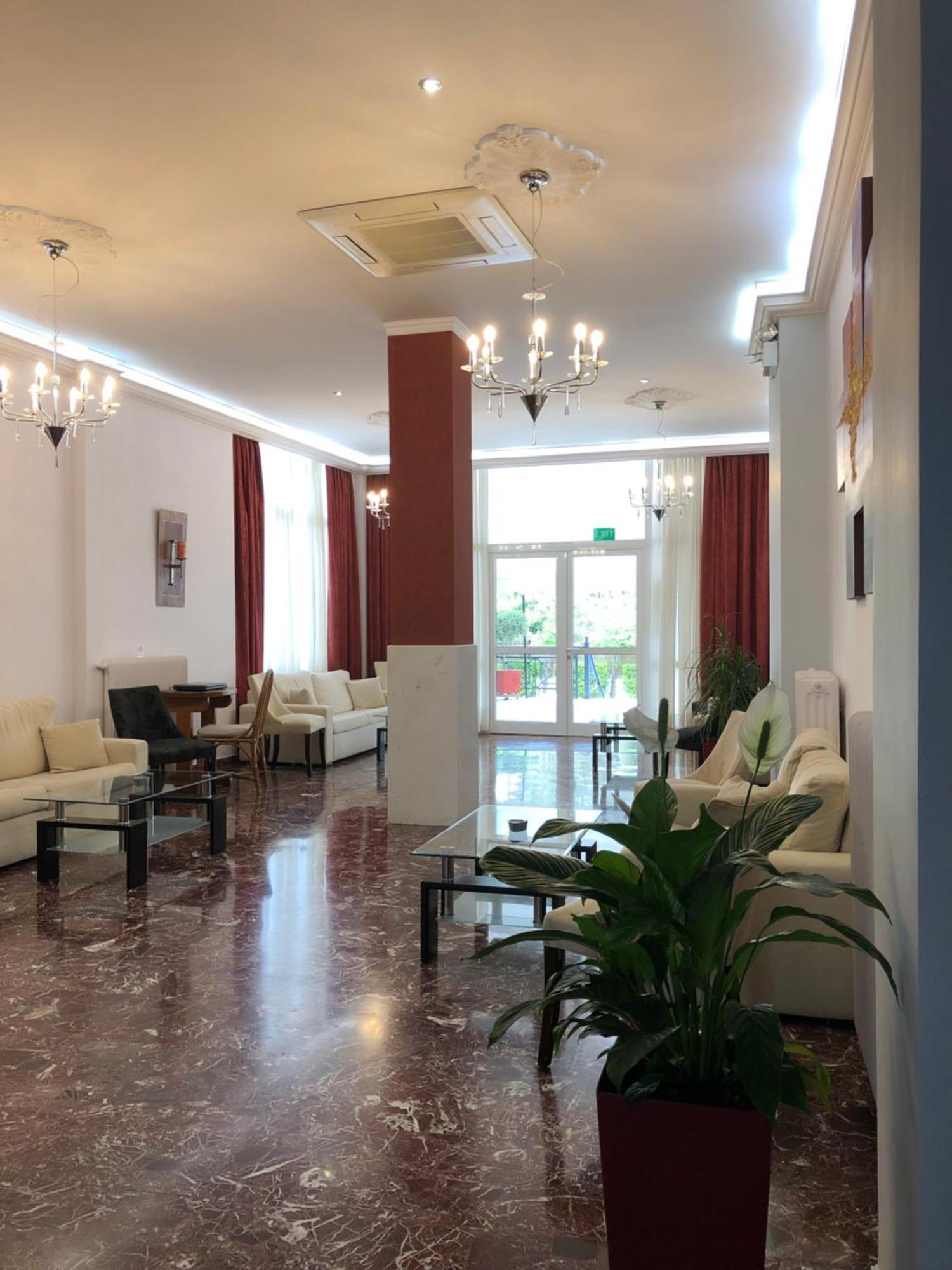 Hotel Bakos Лоутраки Экстерьер фото